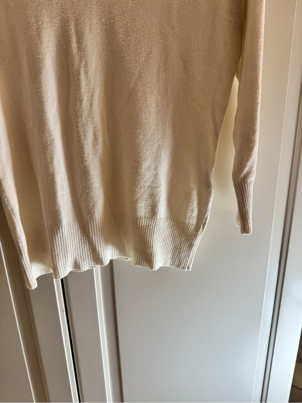 H&M Women's V-Neck Y2K Sweater - Off-White - Picture 6 of 11